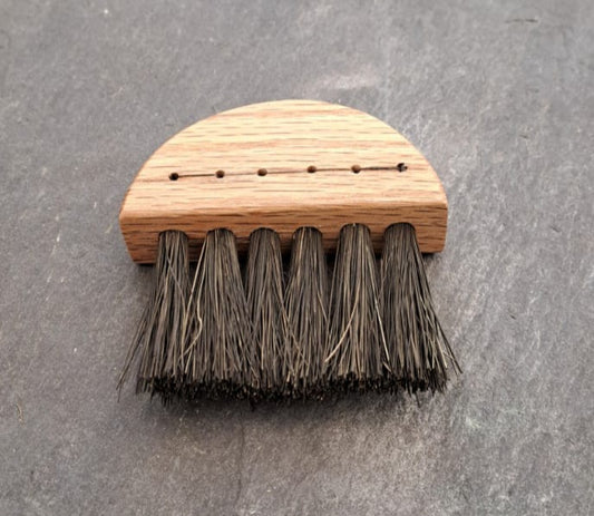 Oak Workshop Brush