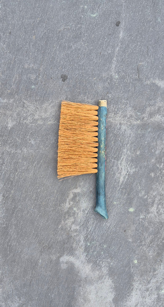 030 Driftwood Household Brush