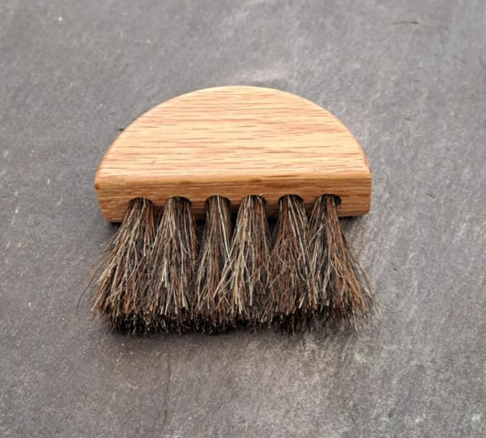 Oak Workshop Brush - horsehair bristles