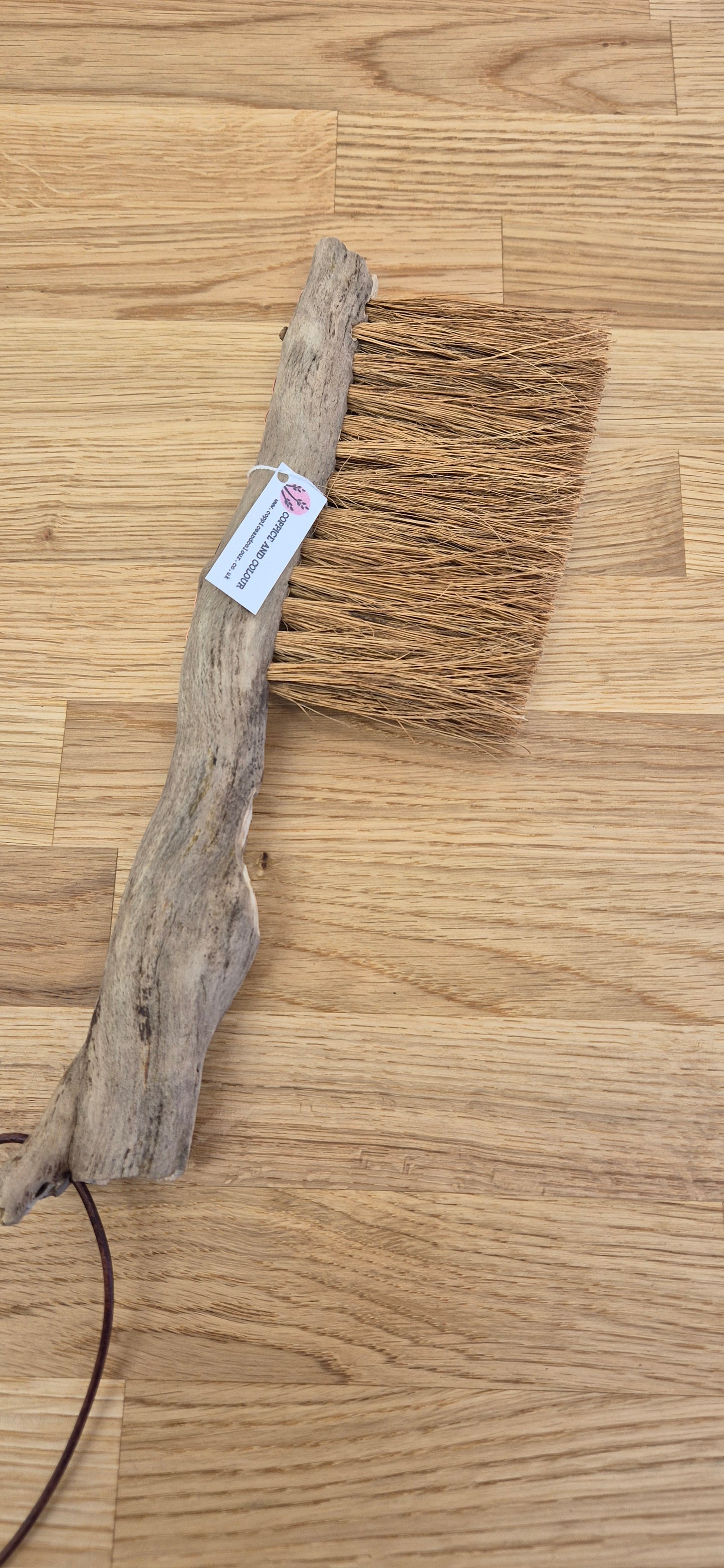 045 Handcrafted Driftwood Household Brush – Coconut Fibre & Copper Wire Stitching