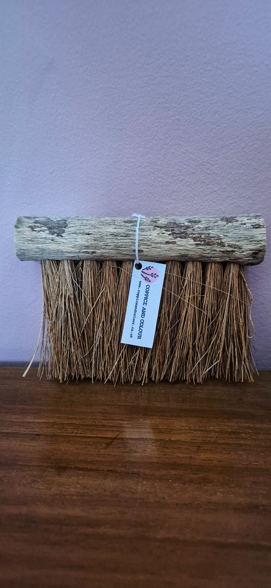 040 Handcrafted Driftwood Household Brush – Coconut Fibre & Copper Wire Stitching